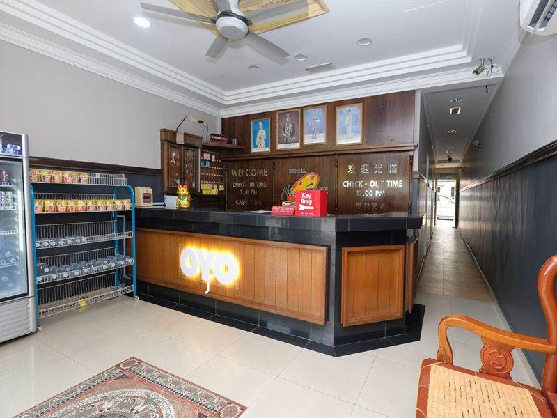 Oyo 1190 Nice Stay Hotel Raub Kültér fotó