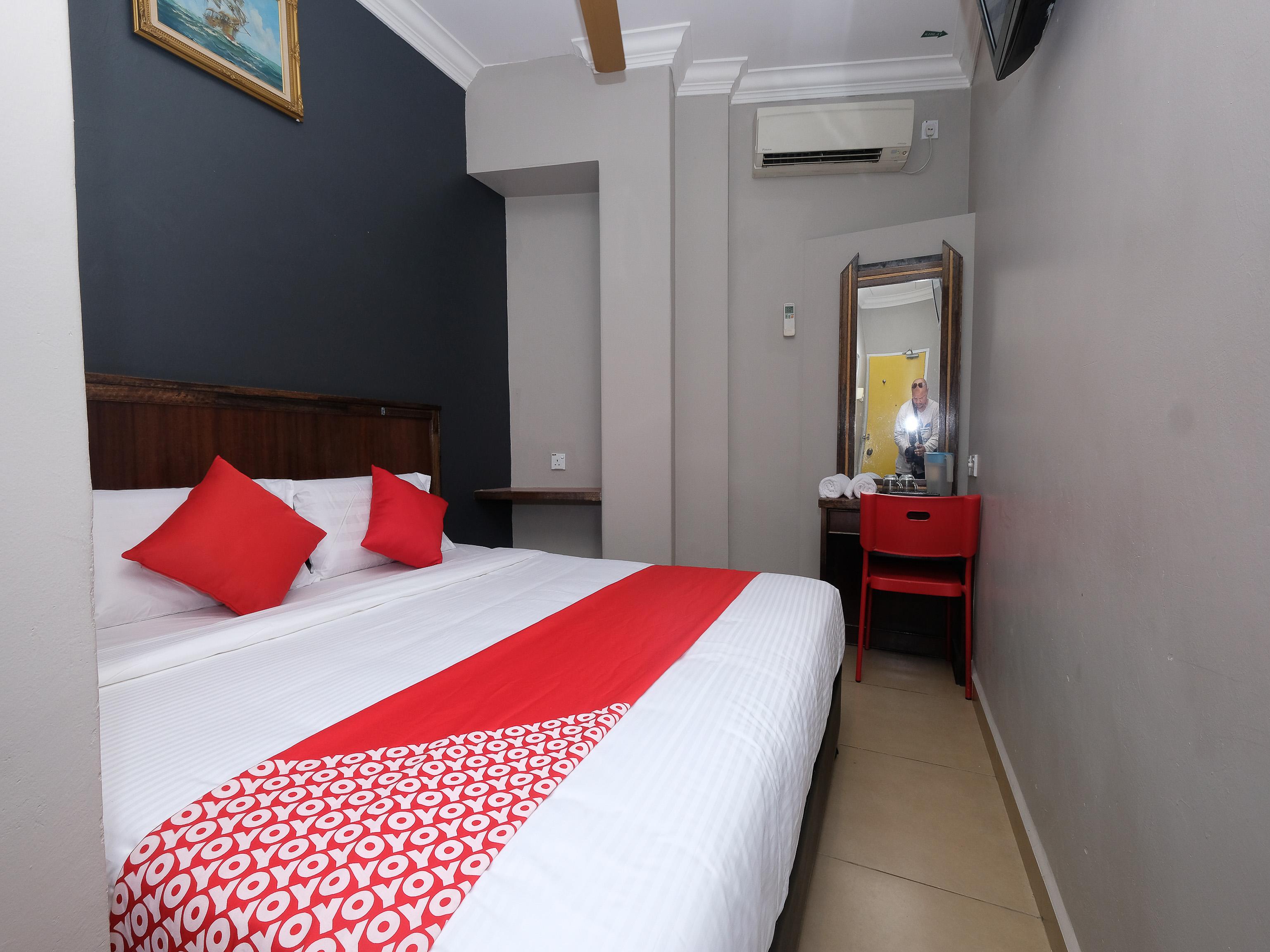 Oyo 1190 Nice Stay Hotel Raub Kültér fotó