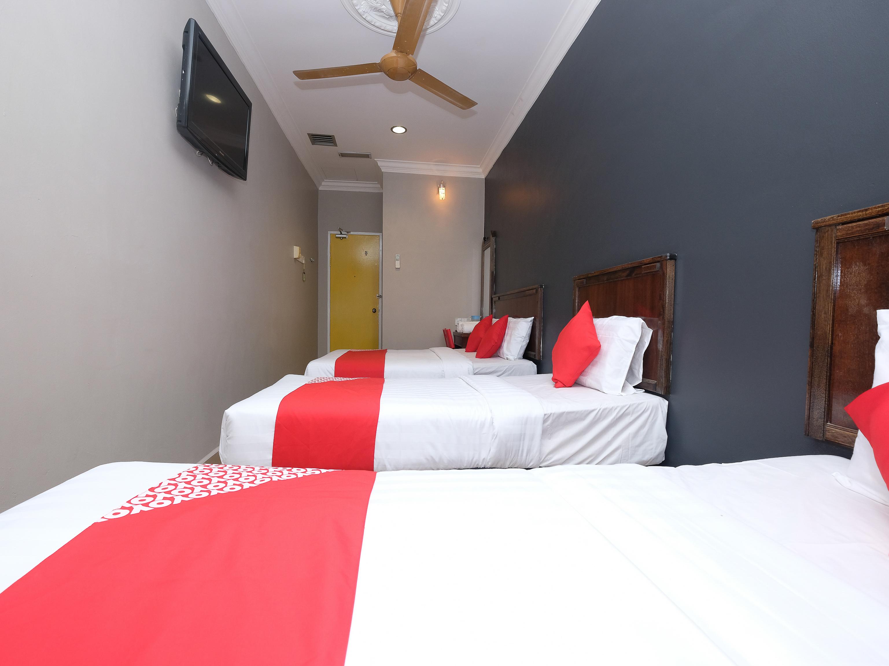 Oyo 1190 Nice Stay Hotel Raub Kültér fotó