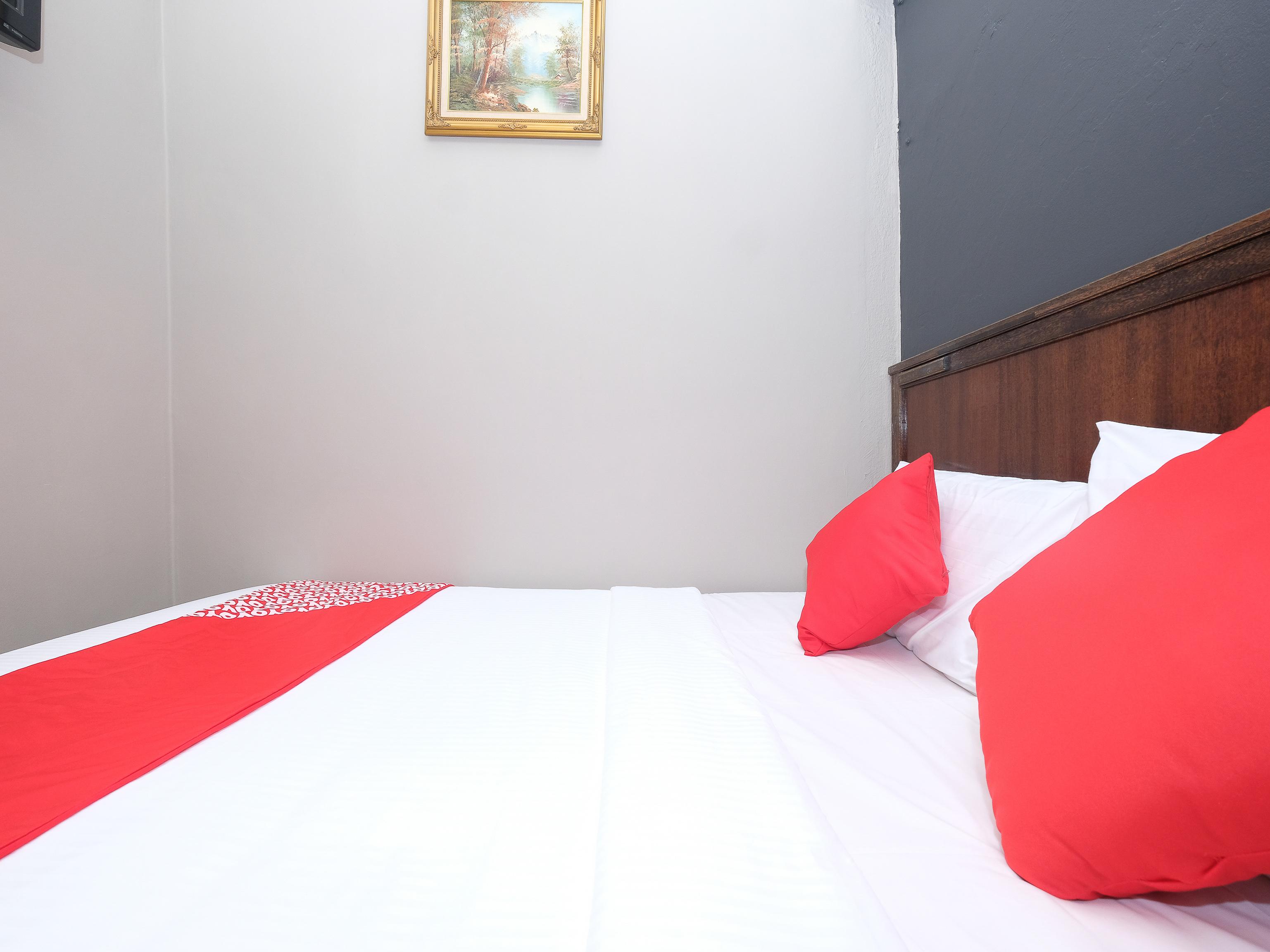 Oyo 1190 Nice Stay Hotel Raub Kültér fotó